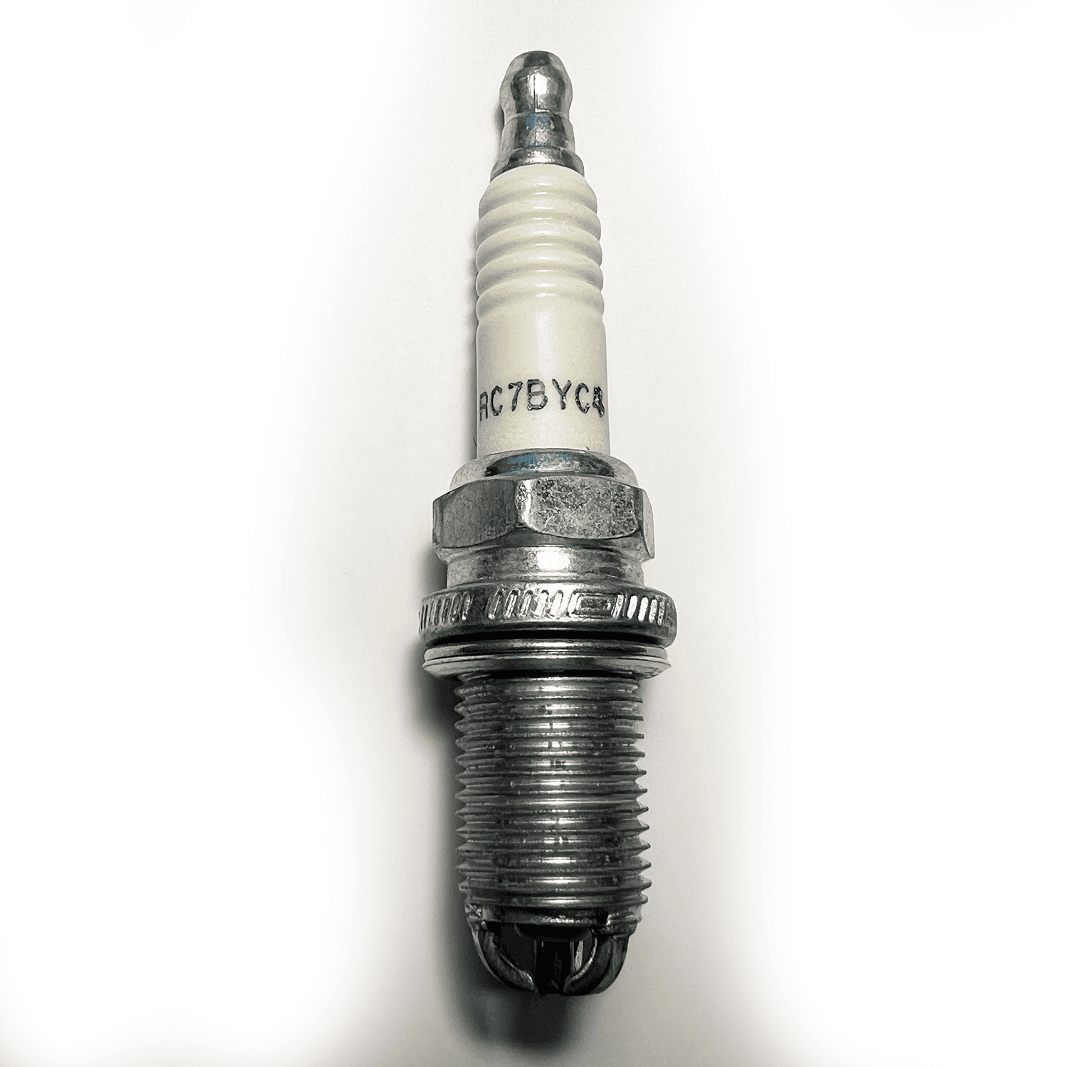 Champion RC7BYC4 Spark Plug Copper Plus OE077 - High quality product image showing Champion RC7BYC4 Spark Plug Copper Plus OE077 details and features
