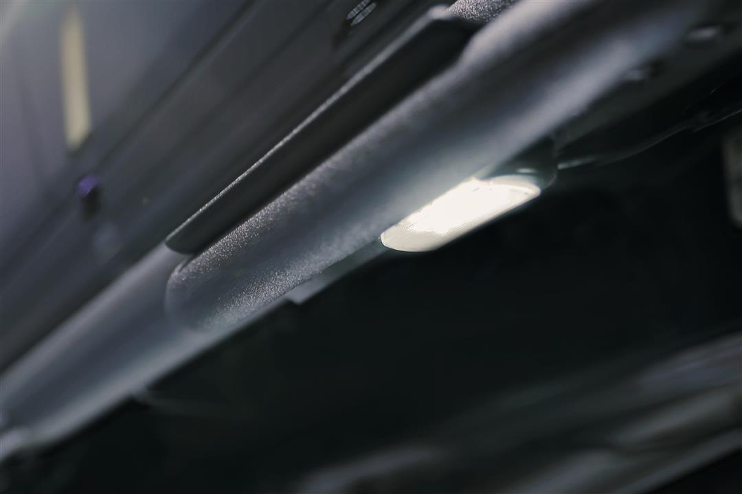 LUND 54303 NightFX Guide Lights for 2014-2019 Silverado & Sierra 1500/2500/3500 & Colorado/Canyon - High quality product image showing LUND 54303 NightFX Guide Lights for 2014-2019 Silverado & Sierra 1500/2500/3500 & Colorado/Canyon details and features