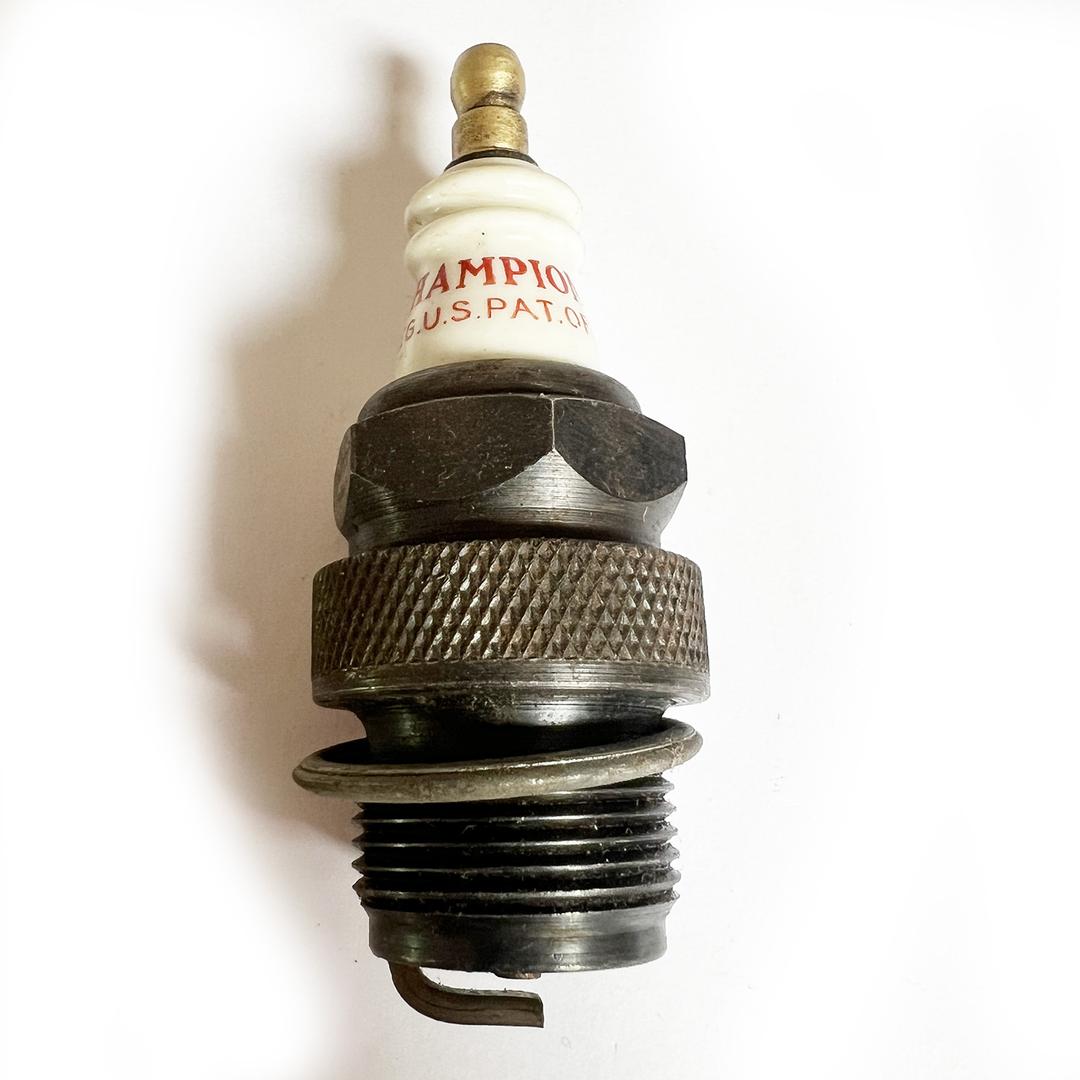 Champion Spark Plug 0 COM 0COM from The Green Spark Plug Champion Spark Plug 0 COM 0COM - The Green Spark Plug Automotive product
