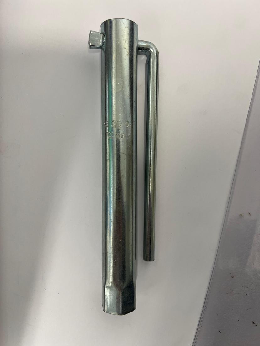 Tools Melco - 12mm (Hex 18mm 11/16 A/F) Spark Plug Spanner Bar Handle Tools Melco - 12mm (Hex 18mm 11/16 A/F) Spark Plug Spanner Bar Handle