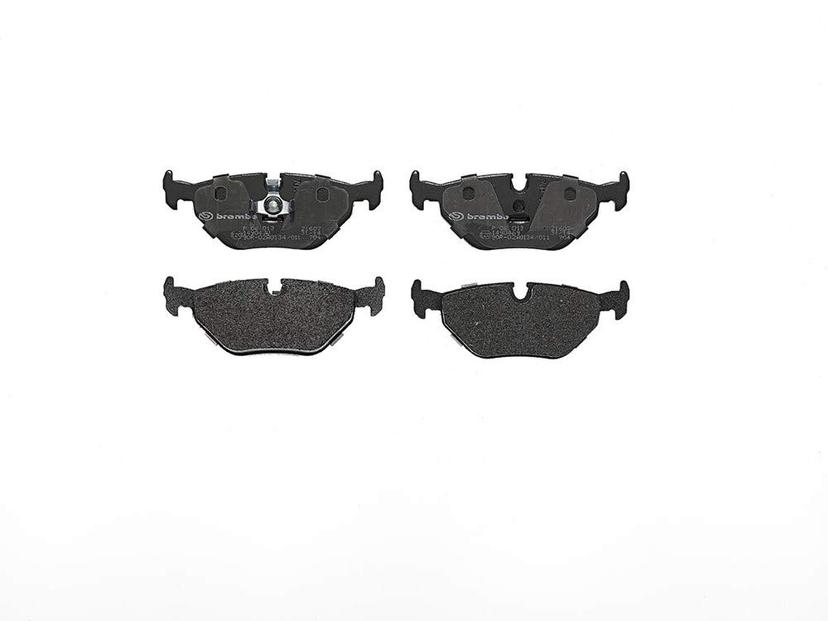 BREMBO P06013 Low-Met Rear Disc Brake Pad Set of 4 BREMBO P06013 Low-Met Rear Disc Brake Pad Set of 4